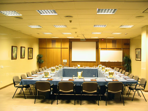 Salas de reuniones y aulas de formación