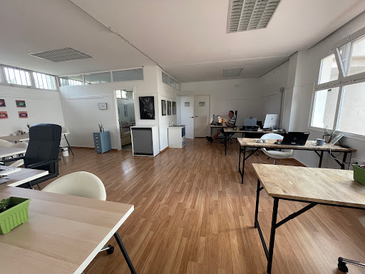 Simple Social Hub